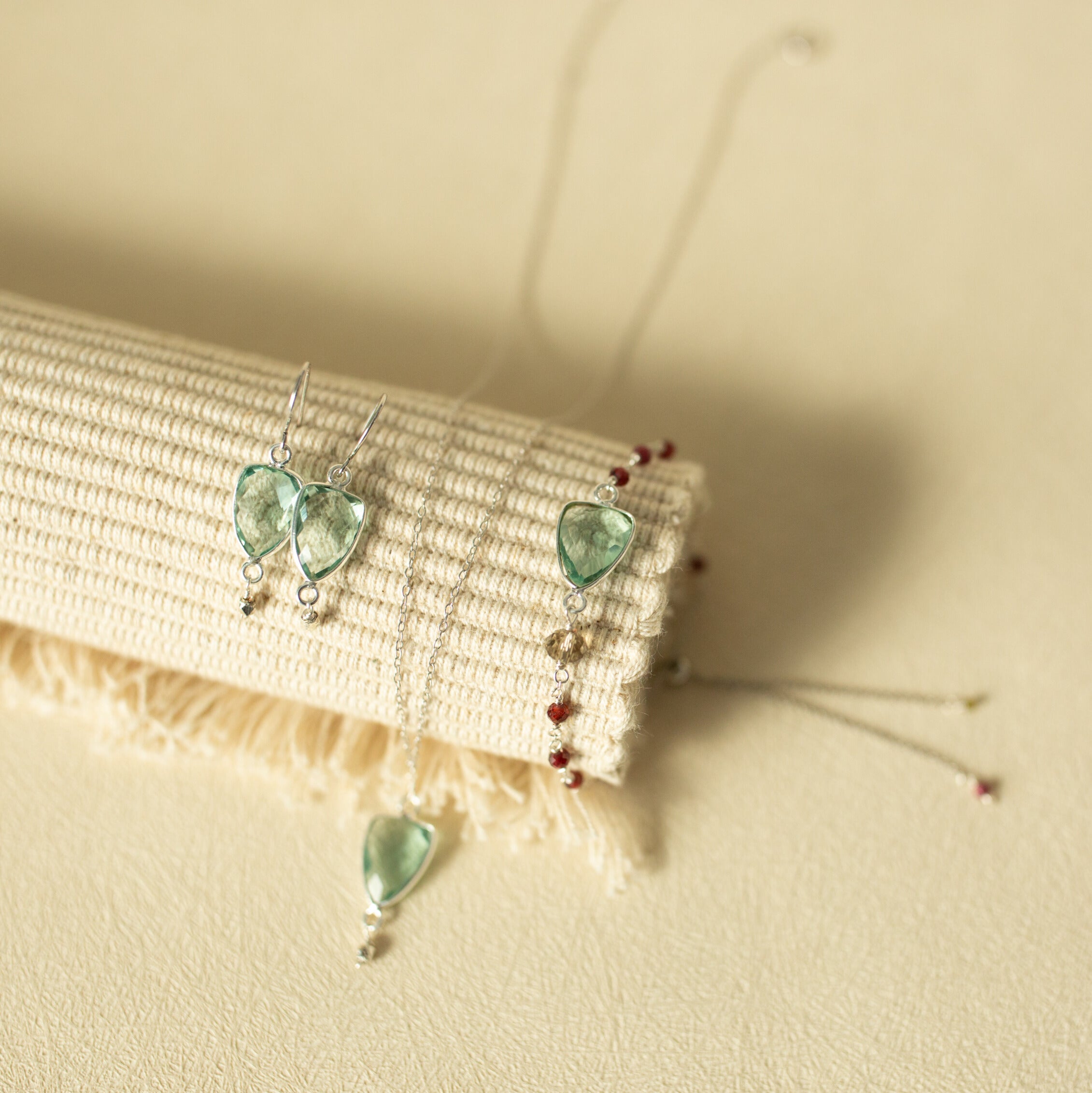Green Amethyst Silver Isla Necklace